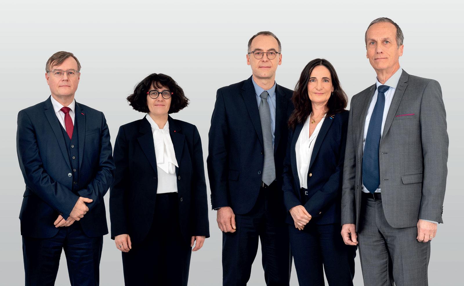 From left to right : Pierre‑Marie ABADIE, Chairman ; Stéphanie GUÉNOT BRESSON, Commissioner ;  Olivier DUBOIS, Commissioner ; Géraldine PINA, Commissioner ; Jean‑Luc LACHAUME, Commissioner 